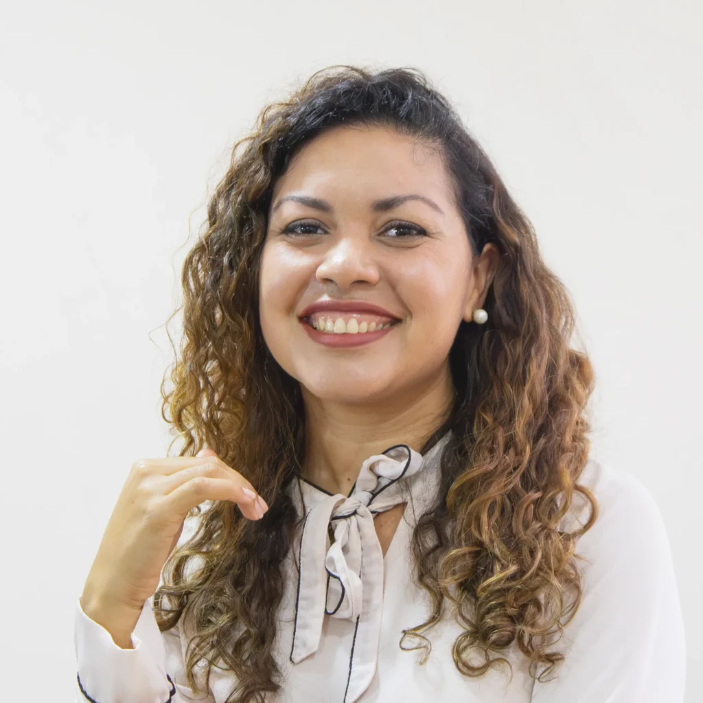 Ailin Navas - Especialista en Psicoanálisis en SingularMente